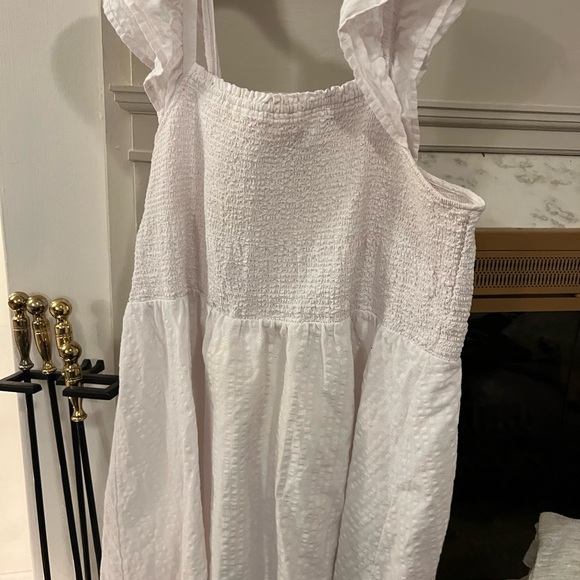 Old Navy White Smocked Sundress with Flutter Straps - Picture 4 of 4